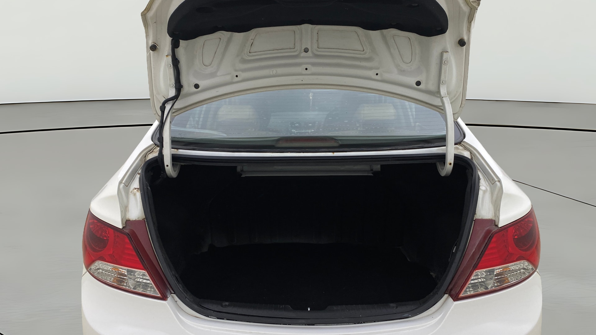 Used 2014 Hyundai Fluidic Verna Used 2014 Hyundai Fluidic Verna