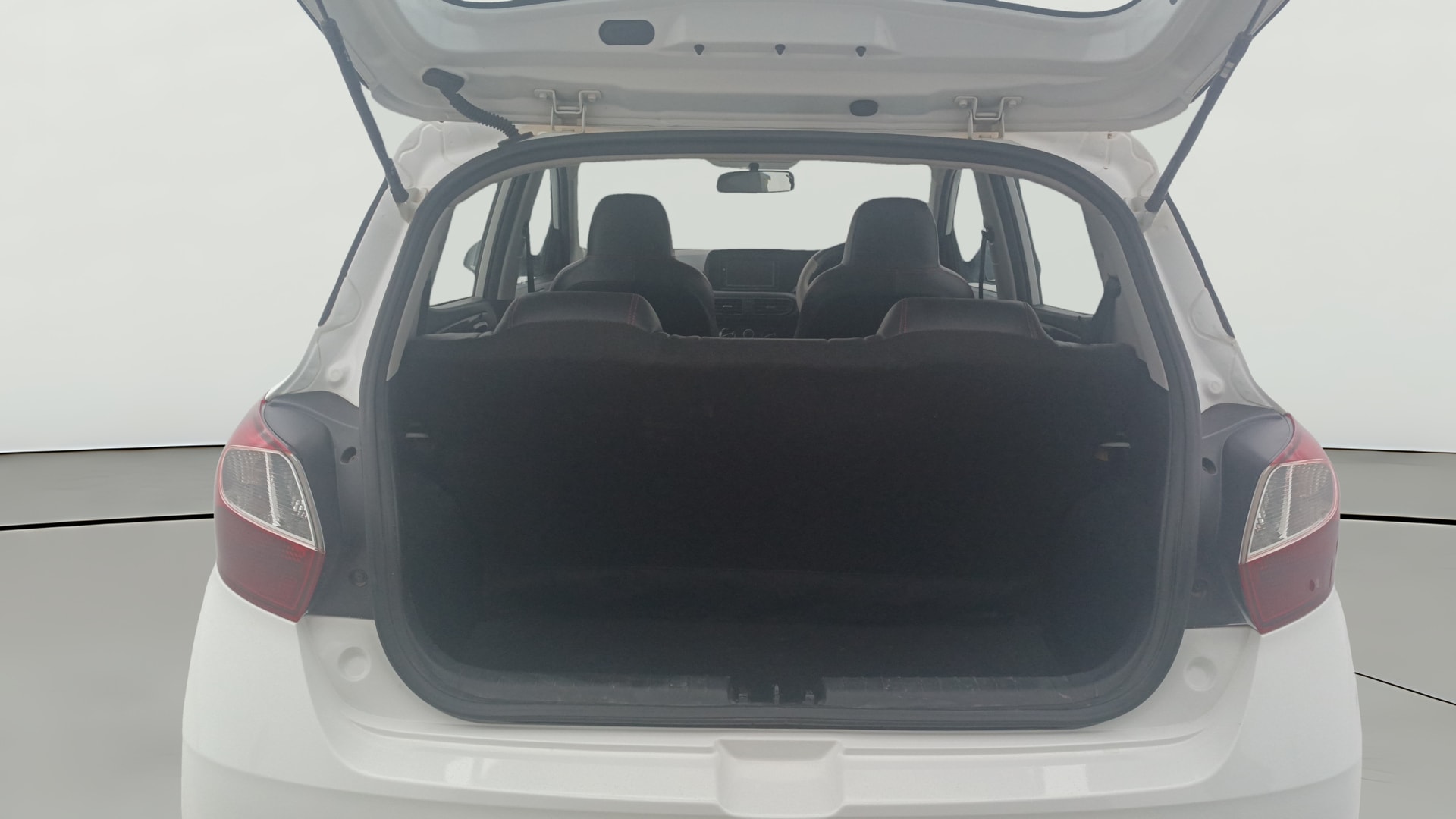 View 2022 Hyundai Grand i10 Nios Magna Corporate Edition Petrol Image 37 Used 2022 Hyundai Grand i10 Nios Magna Corporate Edition Petrol Image 37