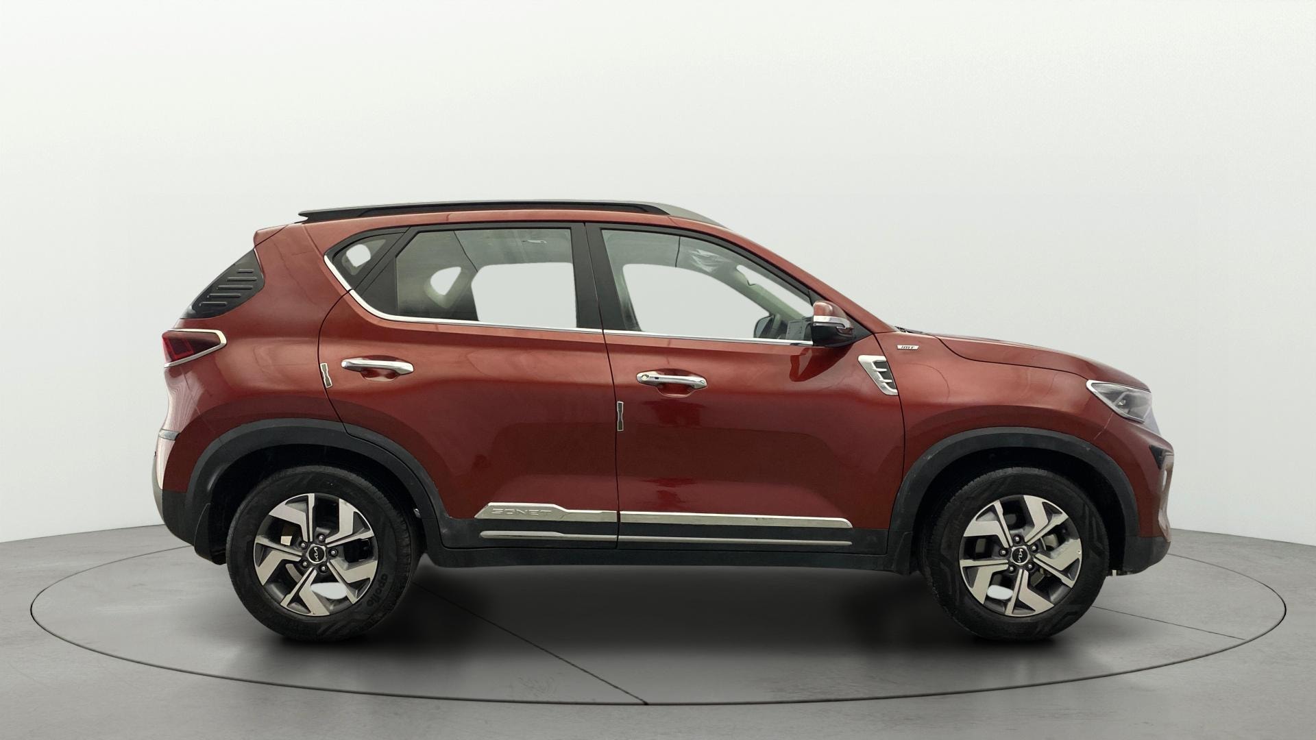 View 2022 Kia Sonet HTX iMT Petrol Image 8 Used 2022 Kia Sonet HTX iMT Petrol Image 8