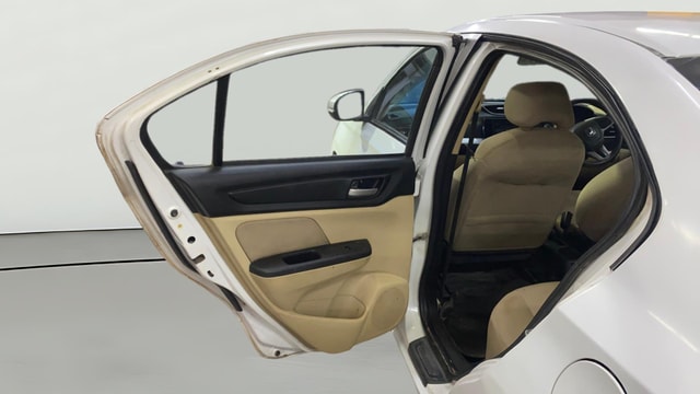 View Honda Amaze Image 22 Used Honda Amaze Image 22