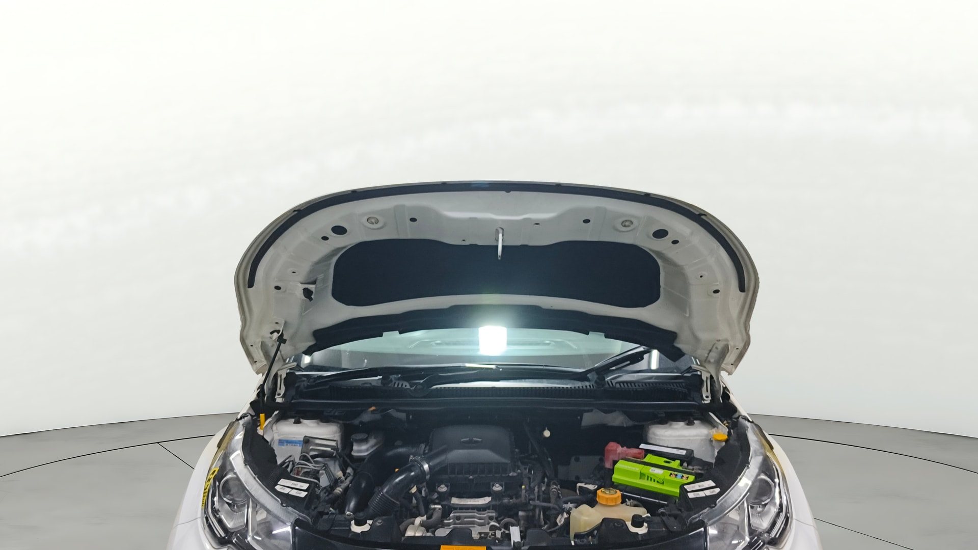 View 2022 Tata Nexon Revotron XZ Plus Image 19 Used 2022 Tata Nexon Revotron XZ Plus Image 19