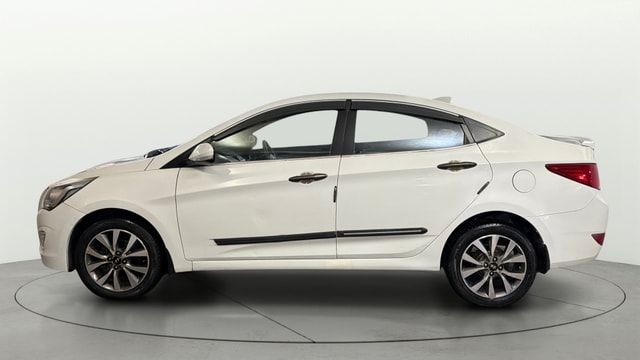 View Hyundai Verna Image 25 Used Hyundai Verna Image 25