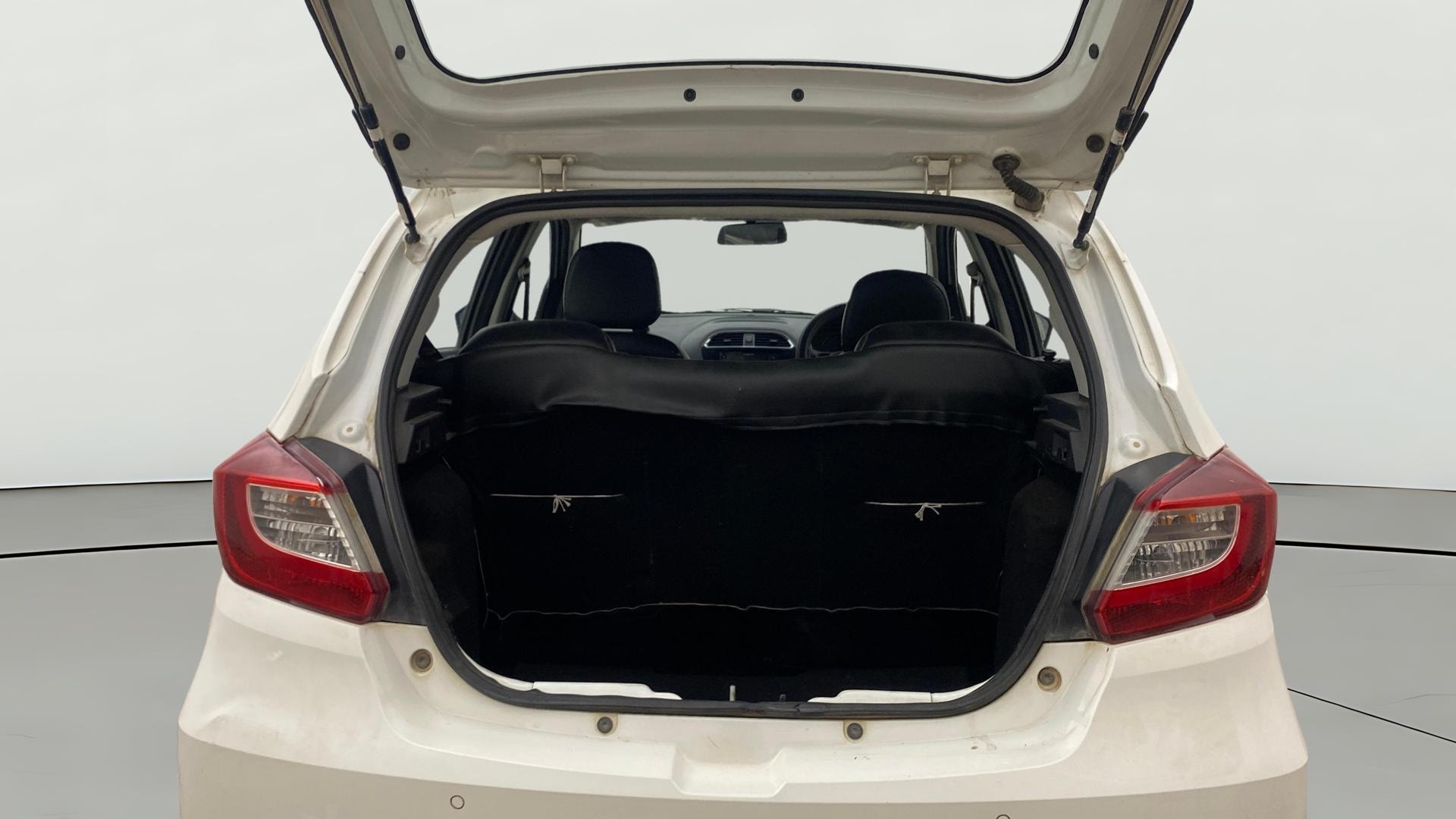 Used 2022 Tata Tiago Used 2022 Tata Tiago