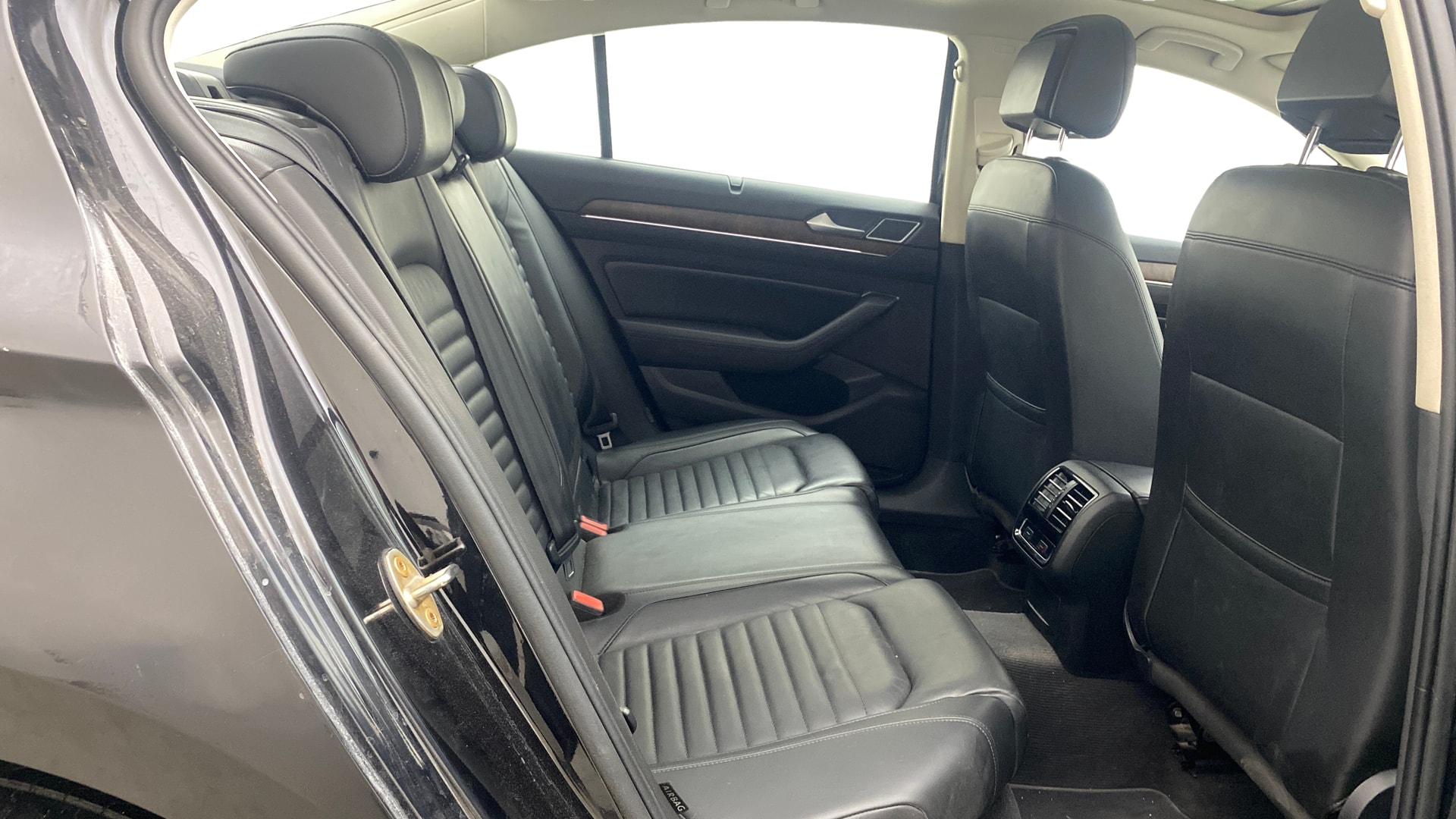 Used 2018 Volkswagen Passat Used 2018 Volkswagen Passat