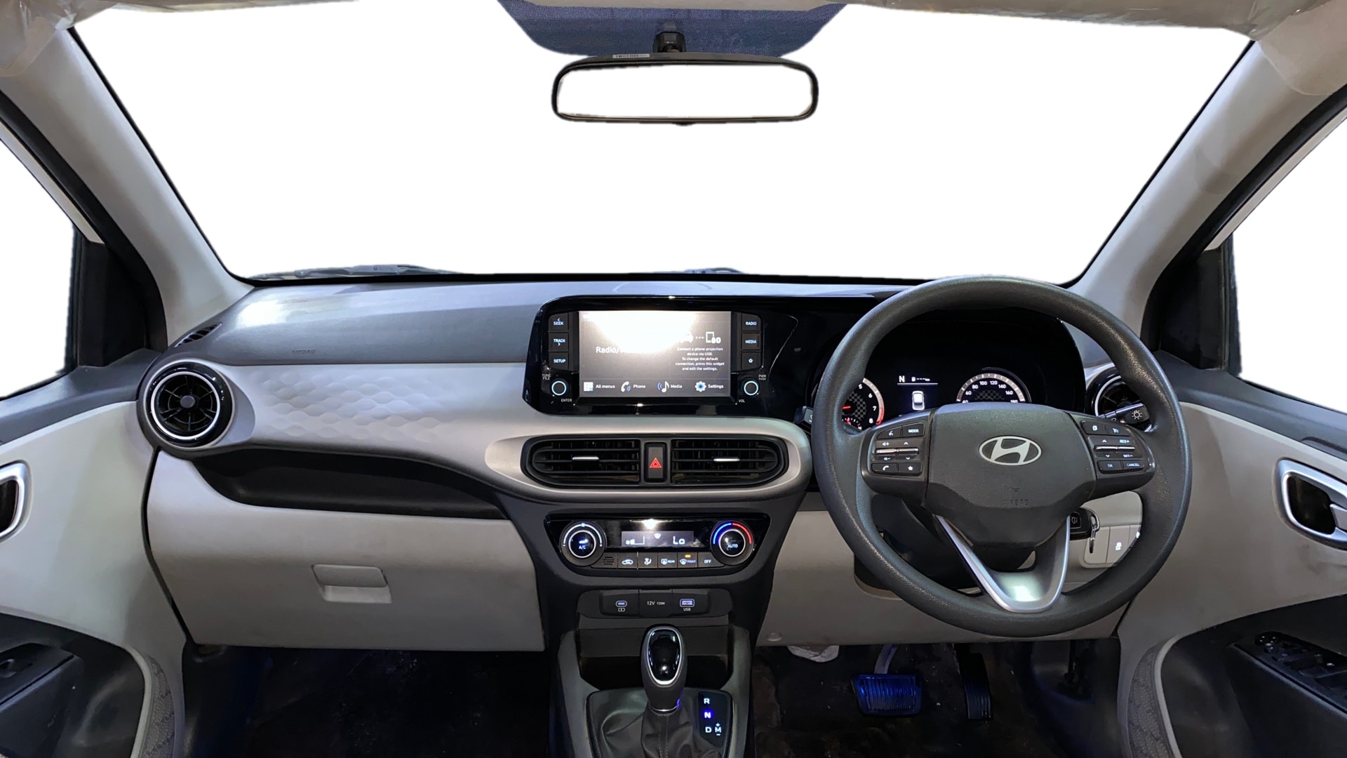 View 2024 Hyundai Grand i10 Nios Sportz Petrol AMT Image 32 Used 2024 Hyundai Grand i10 Nios Sportz Petrol AMT Image 32