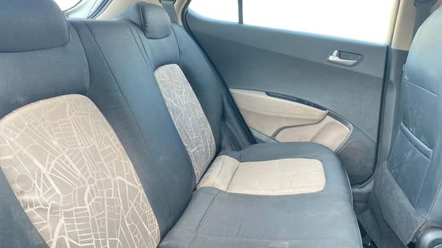 View Hyundai Grand i10 Image 28 Used Hyundai Grand i10 Image 28