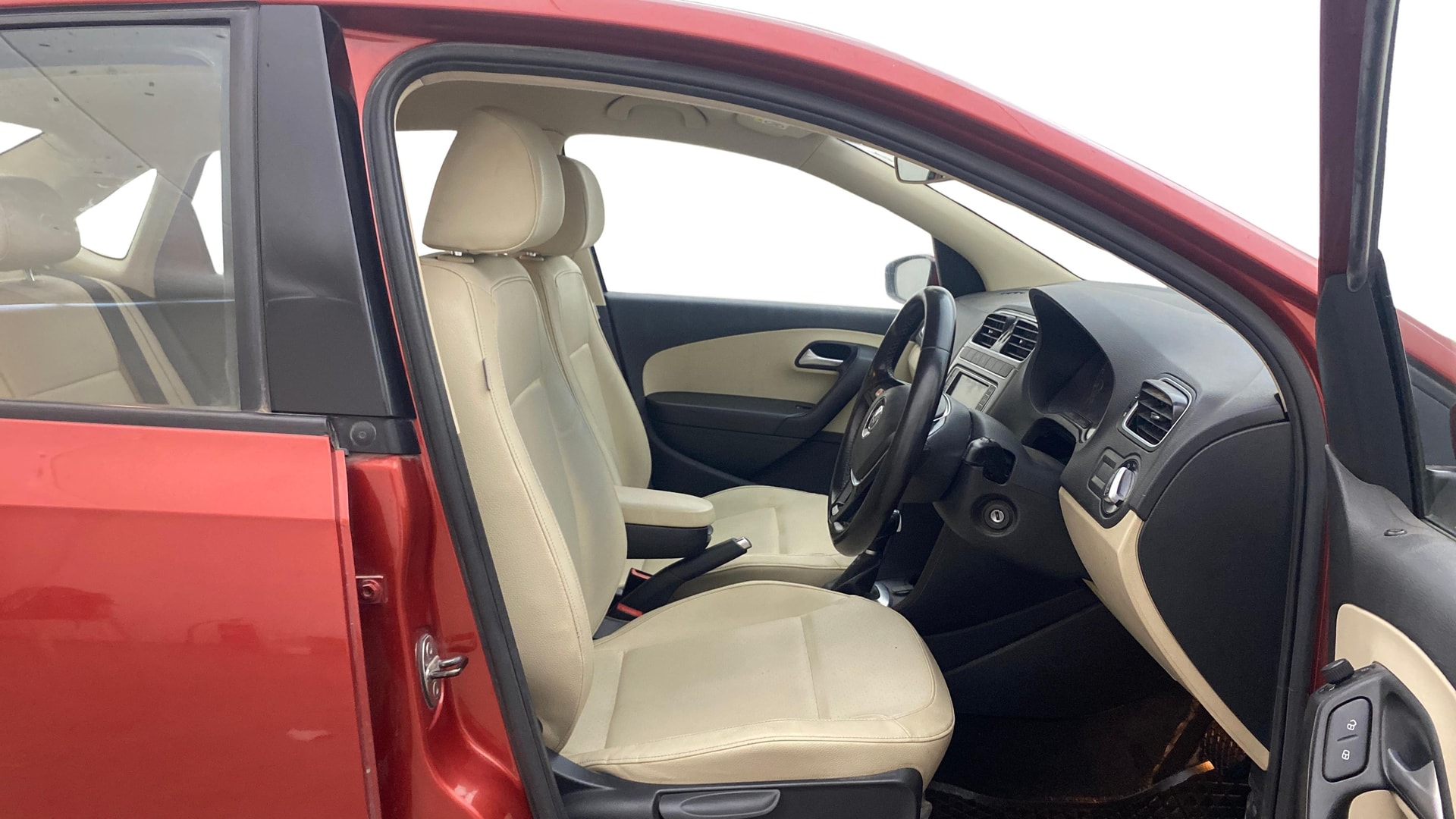 View 2019 Volkswagen Vento 1.2 L TSI Comfortline Petrol AT Image 17 Used 2019 Volkswagen Vento 1.2 L TSI Comfortline Petrol AT Image 17