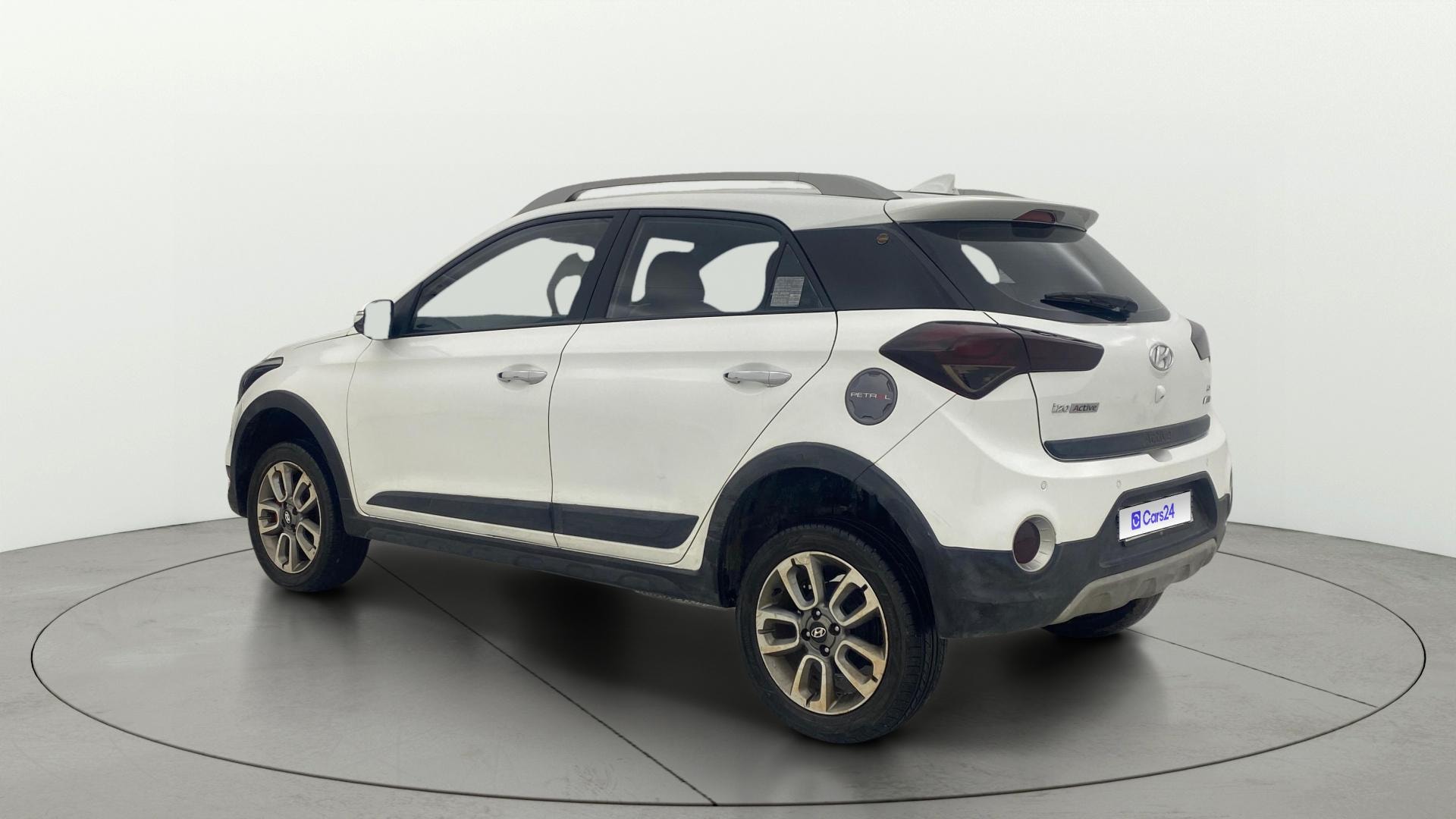 View 2019 Hyundai i20 Active 1.2 SX Image 2 Used 2019 Hyundai i20 Active 1.2 SX Image 2