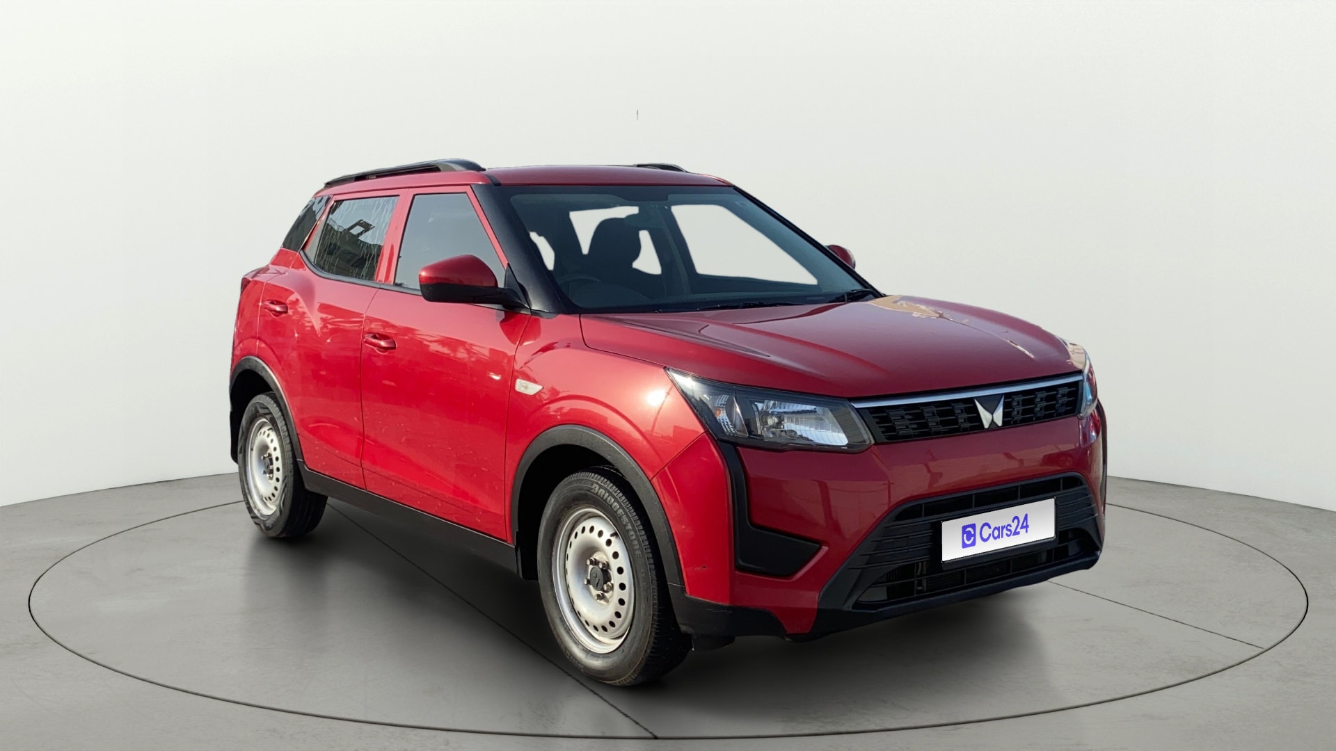 View 2024 Mahindra XUV300 W4 Petrol BS IV Image 36 Used 2024 Mahindra XUV300 W4 Petrol BS IV Image 36