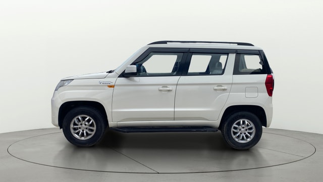 View Mahindra TUV300 Image 26 Used Mahindra TUV300 Image 26