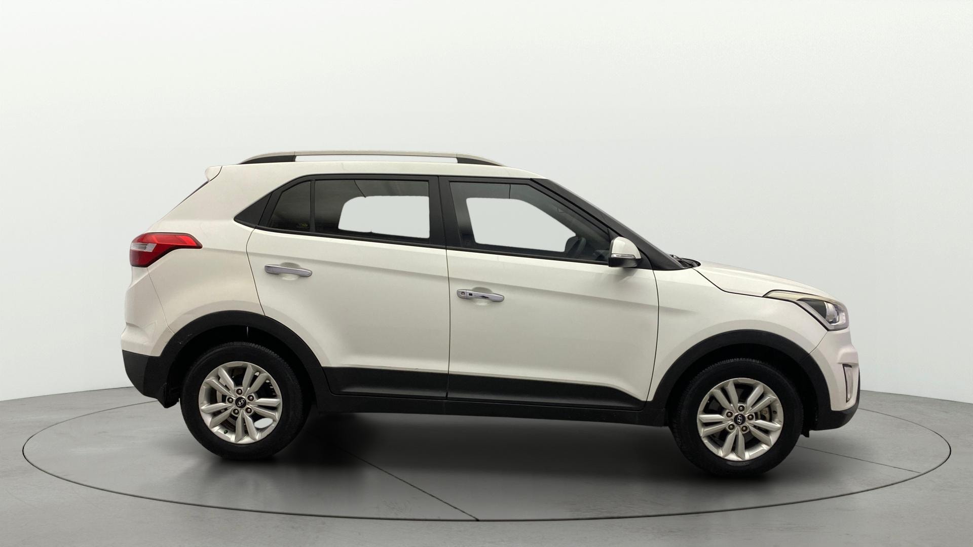 View 2016 Hyundai Creta 1.6 SX Plus Petrol Image 8 Used 2016 Hyundai Creta 1.6 SX Plus Petrol Image 8