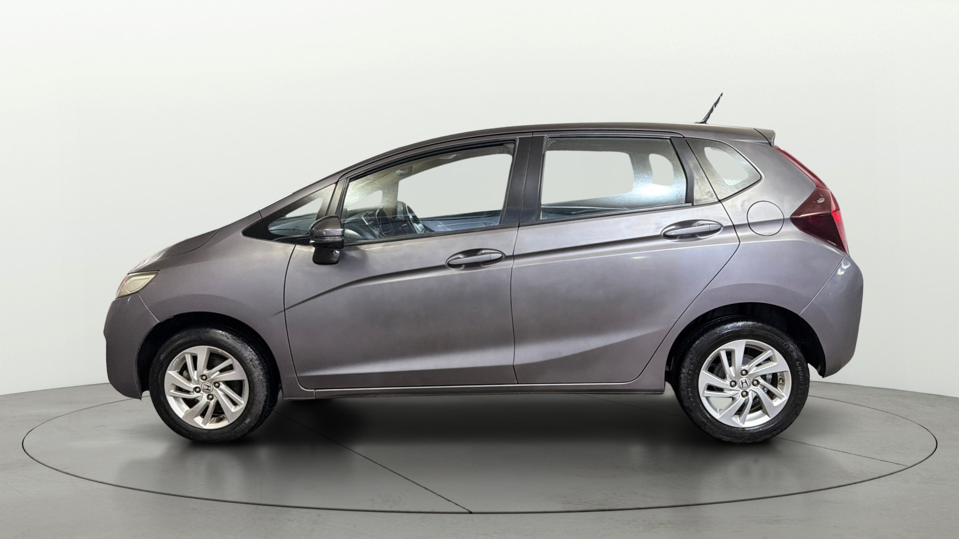 View 2018 Honda Jazz E MT Diesel Image 5 Used 2018 Honda Jazz E MT Diesel Image 5