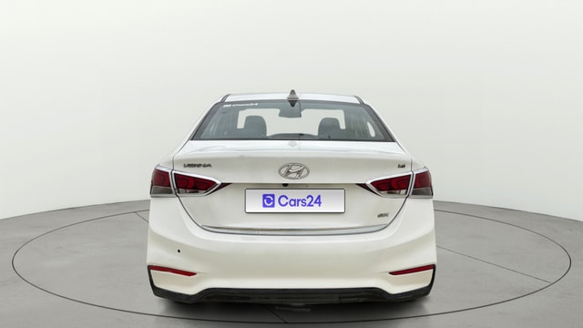View Hyundai Verna Image 43 Used Hyundai Verna Image 43