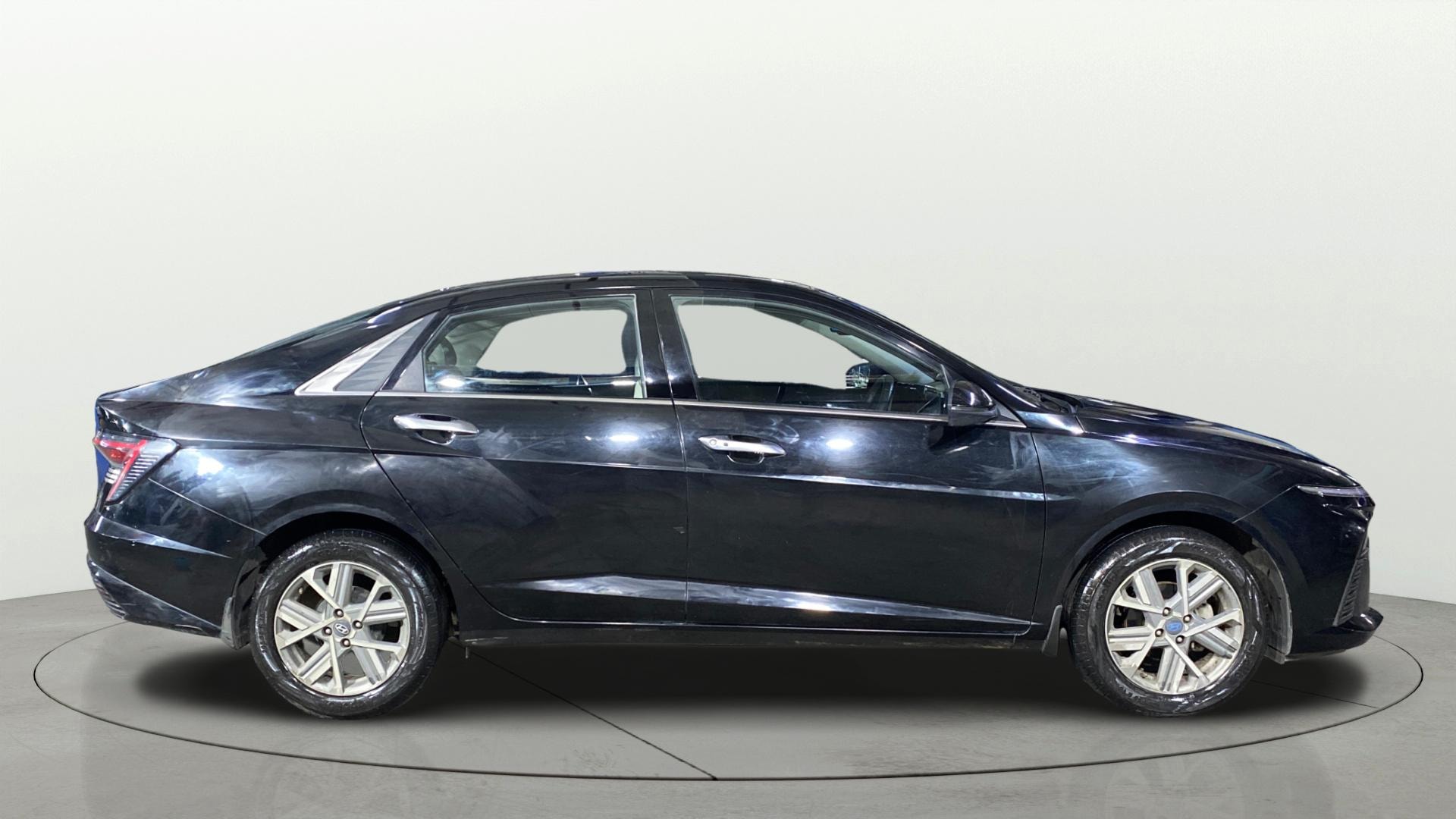 Used 2024 Hyundai Verna Used 2024 Hyundai Verna