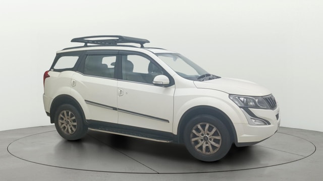 View Mahindra XUV500 Image 24 Used Mahindra XUV500 Image 24