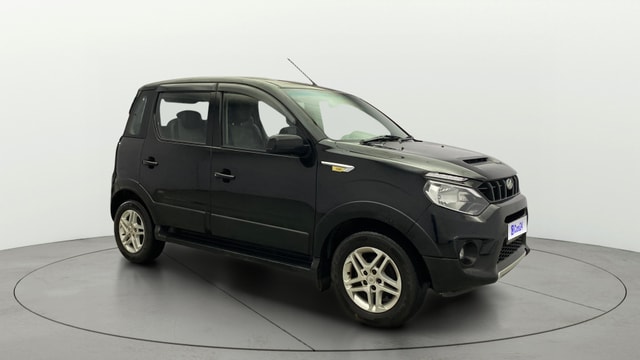 View Mahindra NuvoSport Image 37 Used Mahindra NuvoSport Image 37
