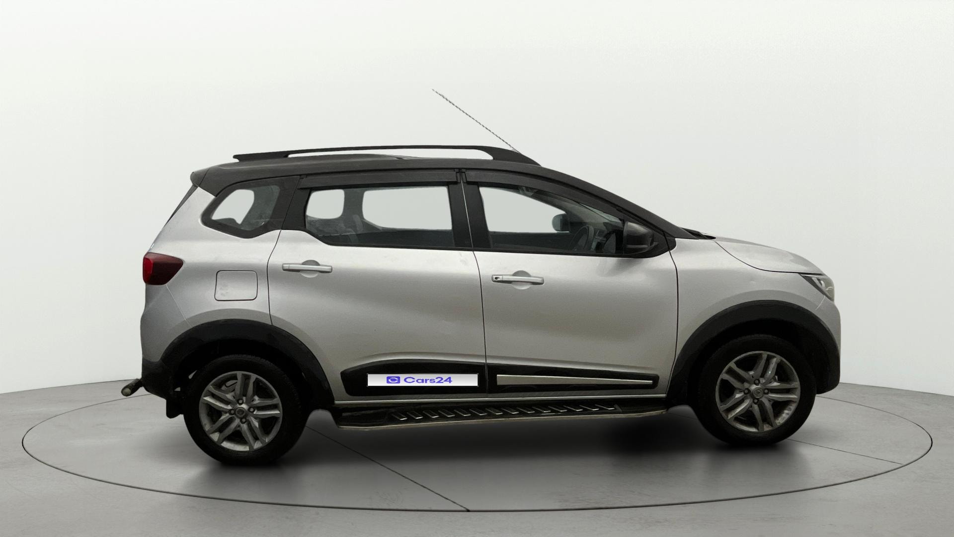 View 2025 Renault Triber RXT Image 28 Used 2025 Renault Triber RXT Image 28