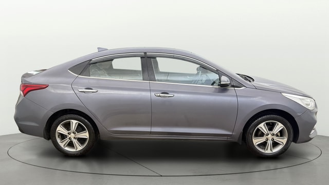 View Hyundai Verna Image 27 Used Hyundai Verna Image 27