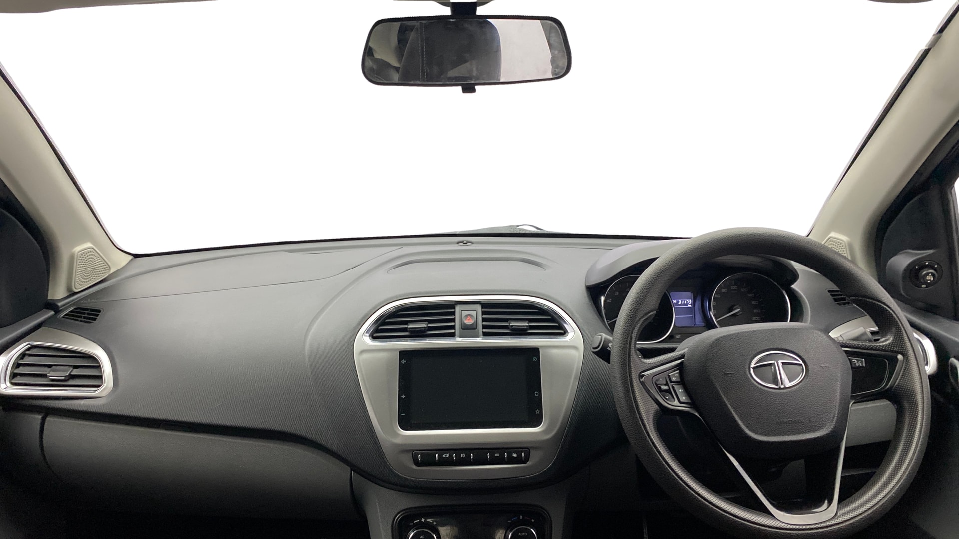 View 2019 Tata Tigor XE Diesel Image 15 Used 2019 Tata Tigor XE Diesel Image 15