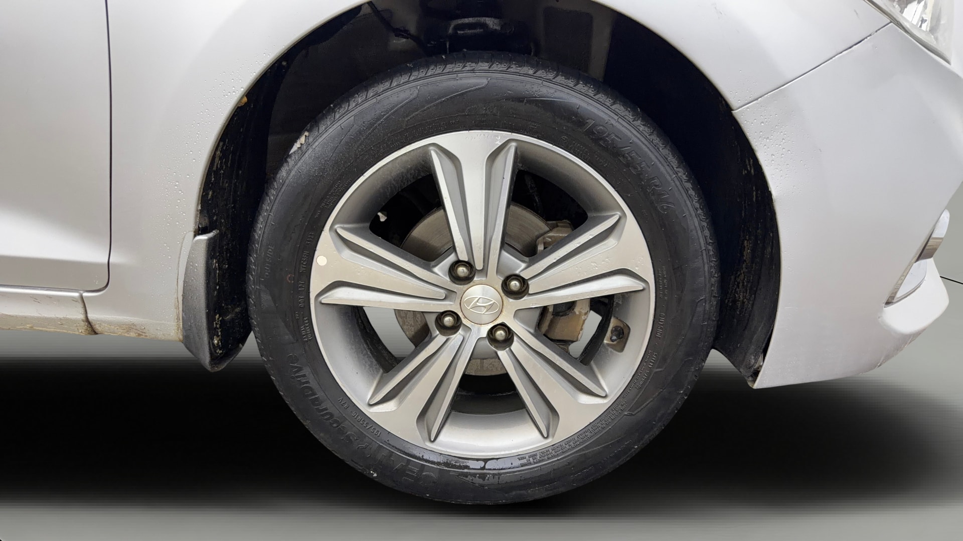 View 2018 Hyundai Verna 1.6 VTVT SX Image 41 Used 2018 Hyundai Verna 1.6 VTVT SX Image 41