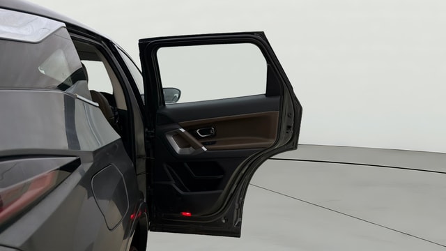 View Tata Harrier Image 6 Used Tata Harrier Image 6