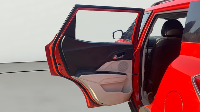 View Mahindra XUV300 Image 23 Used Mahindra XUV300 Image 23