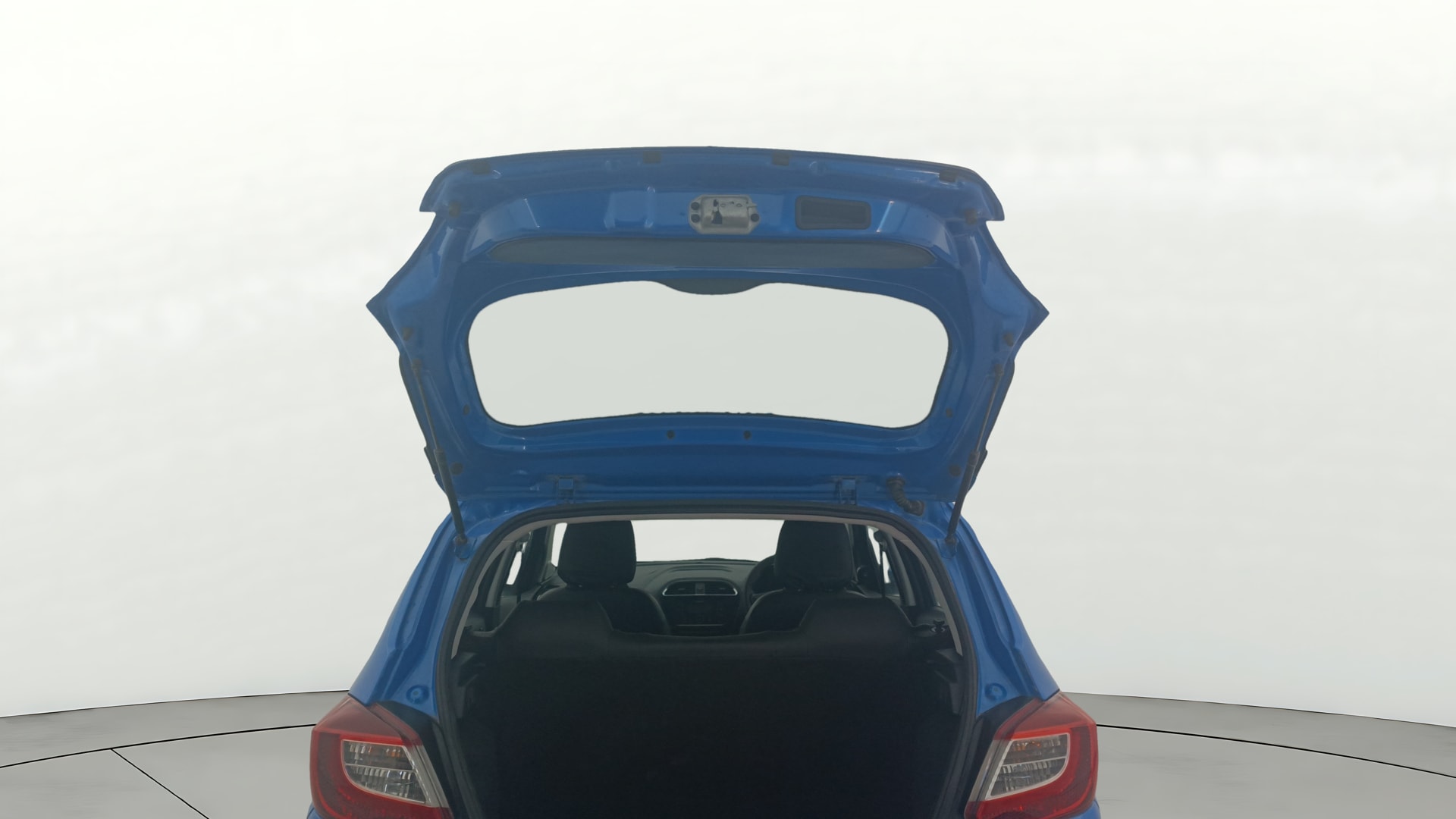 View 2020 Tata Tiago Revotorq XB Image 16 Used 2020 Tata Tiago Revotorq XB Image 16
