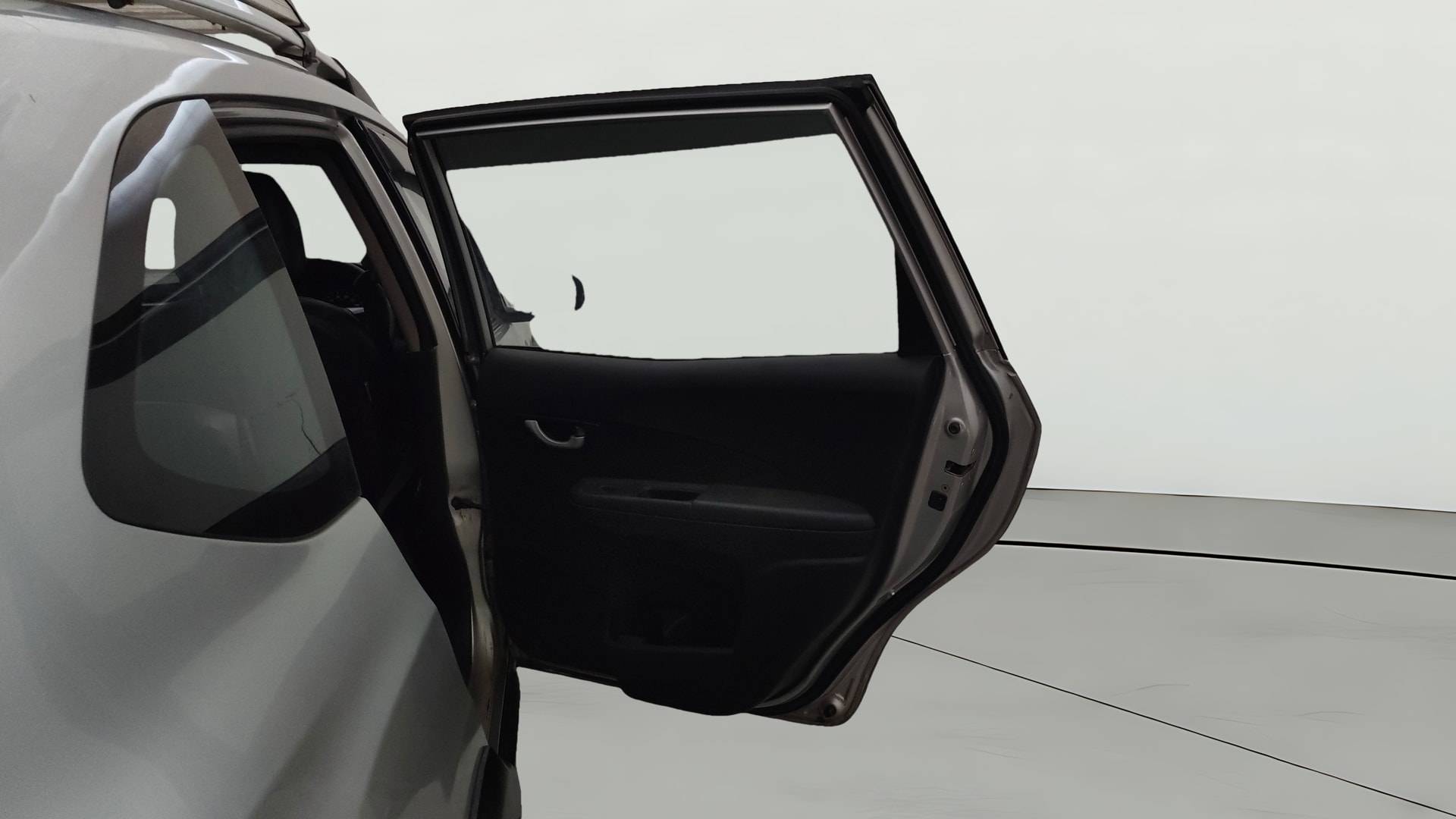 View 2018 Honda BR-V E Diesel Image 7 Used 2018 Honda BR-V E Diesel Image 7