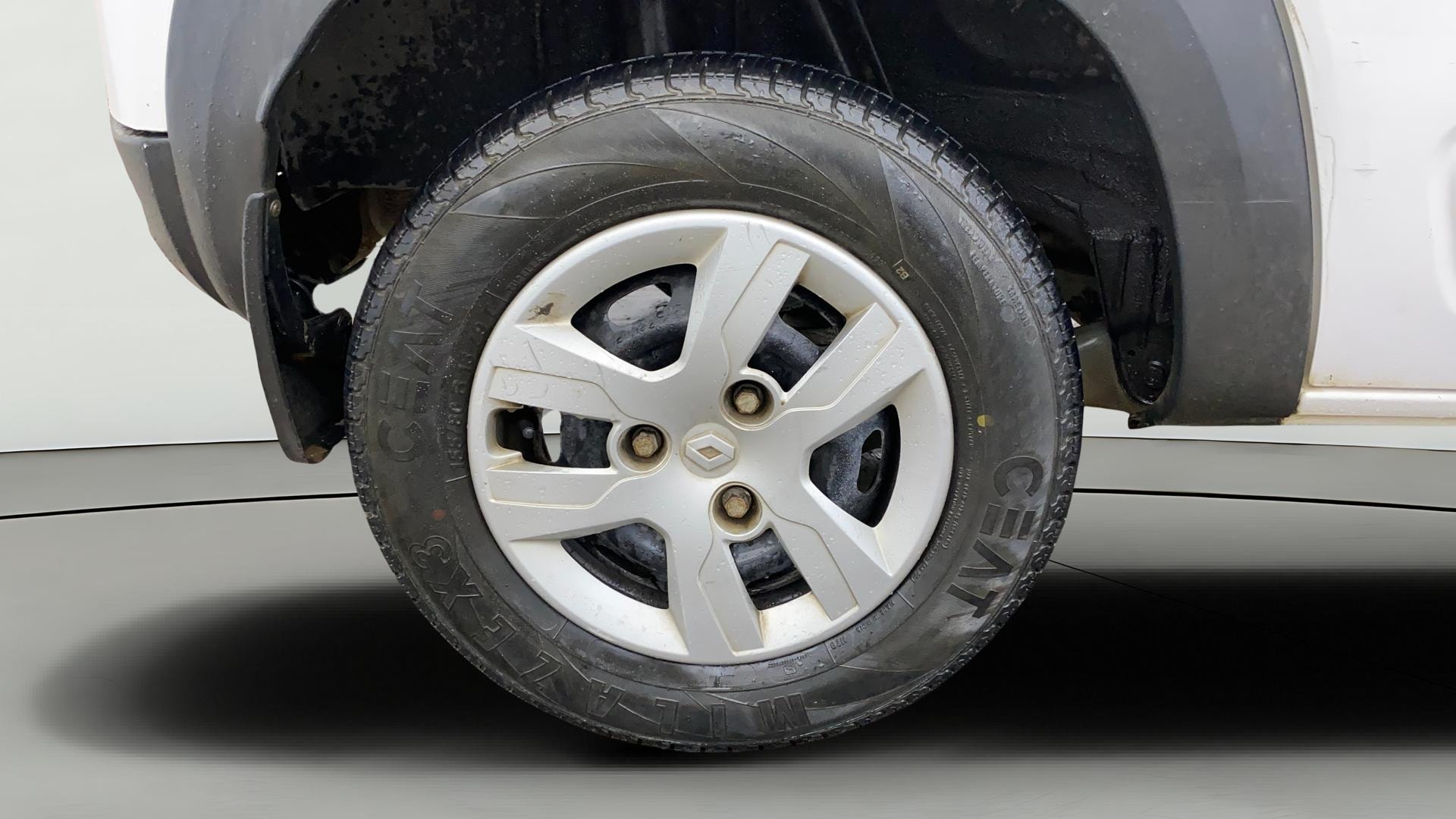 View 2015 Renault Kwid RXL Image 23 Used 2015 Renault Kwid RXL Image 23