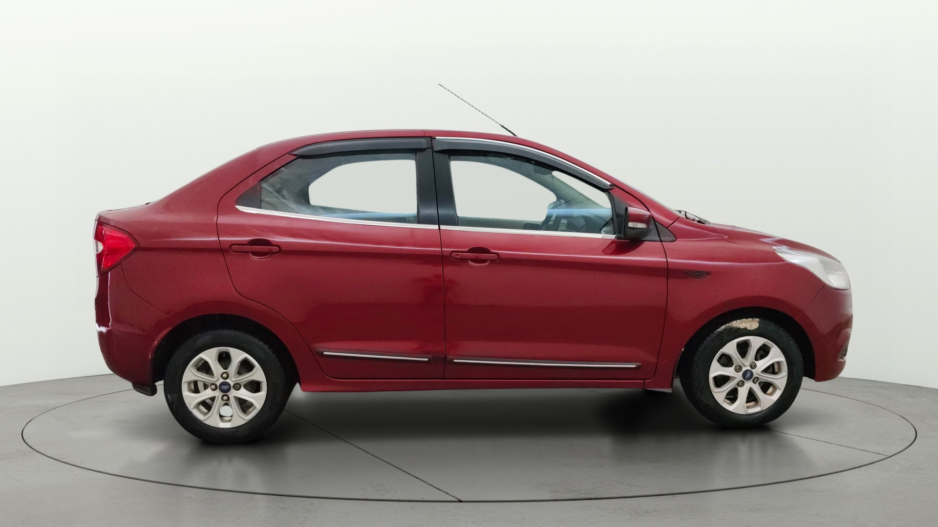 View 2017 Ford Figo Aspire 1.2P Ambiente MT BS IV Image 8 Used 2017 Ford Figo Aspire 1.2P Ambiente MT BS IV Image 8