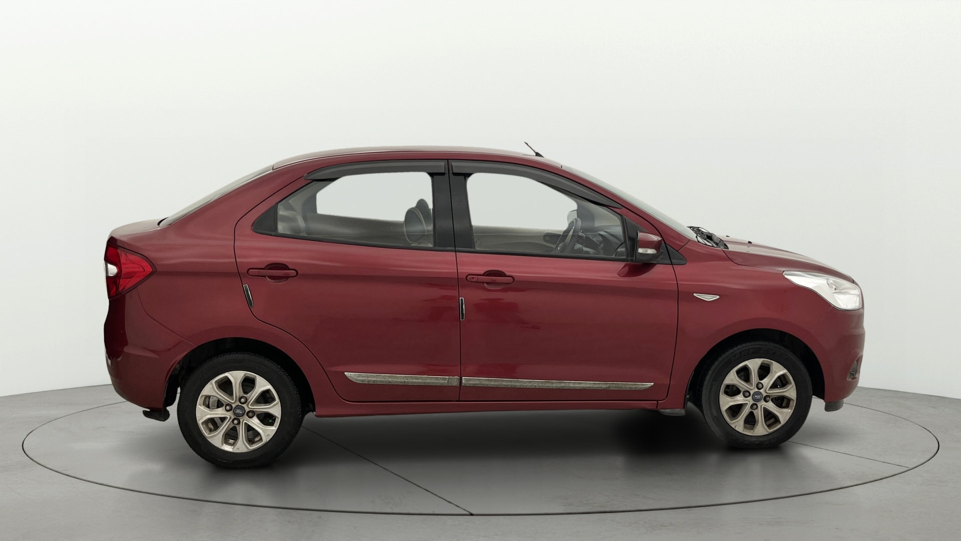 View 2017 Ford Figo Aspire 1.2P Ambiente MT BS IV Image 8 Used 2017 Ford Figo Aspire 1.2P Ambiente MT BS IV Image 8