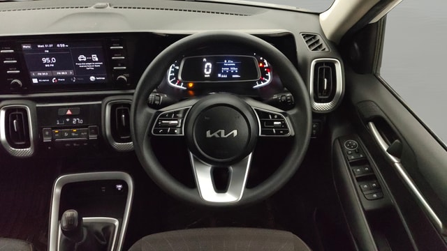 View Kia Sonet Image 20 Used Kia Sonet Image 20