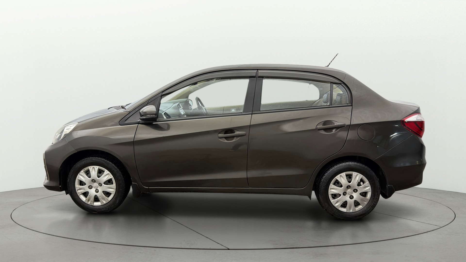 View 2017 Honda Amaze E MT Petrol BS IV Image 5 Used 2017 Honda Amaze E MT Petrol BS IV Image 5
