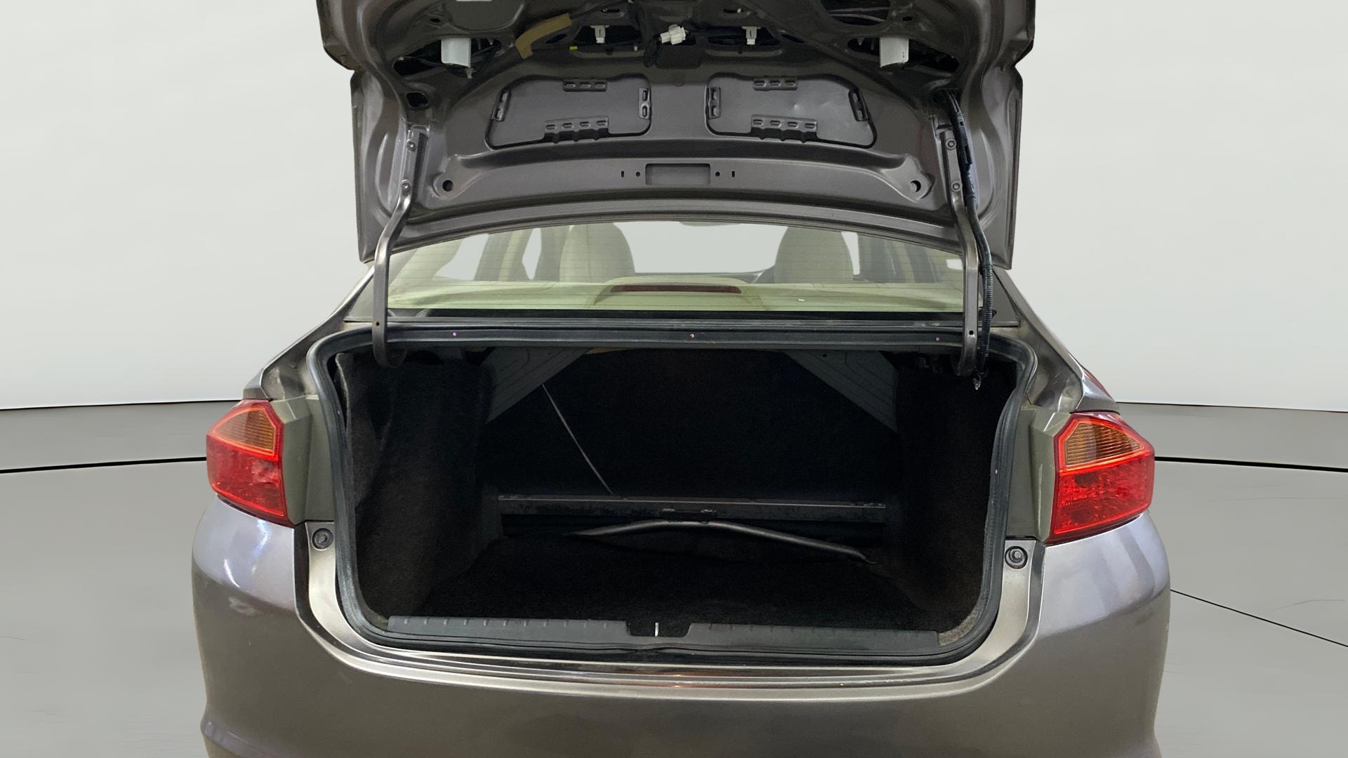 View 2016 Honda City ZX MT Diesel Anniversary Edition Image 41 Used 2016 Honda City ZX MT Diesel Anniversary Edition Image 41
