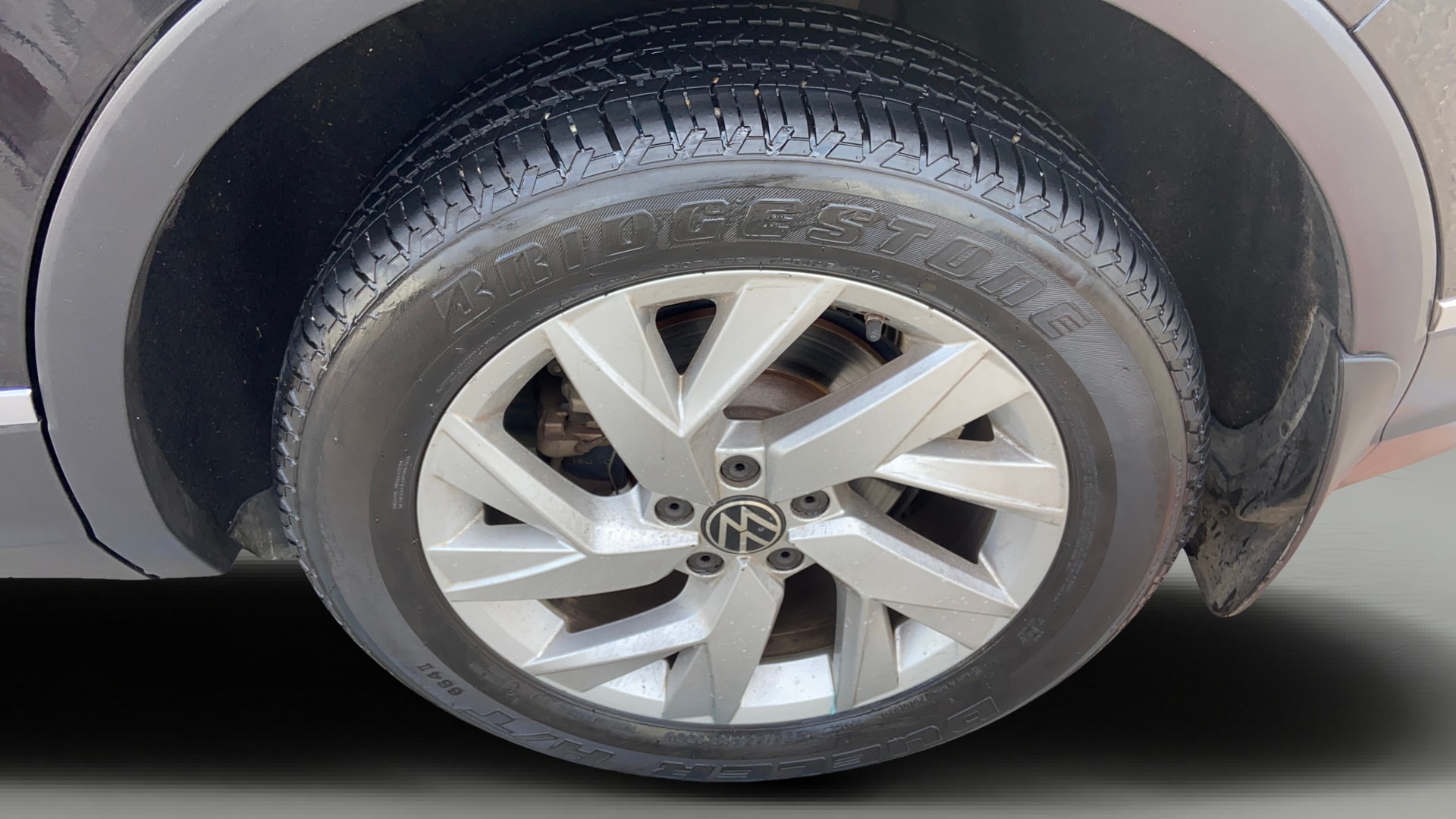 View 2023 Volkswagen Tiguan DSG 4MOTION Comfortline Image 12 Used 2023 Volkswagen Tiguan DSG 4MOTION Comfortline Image 12