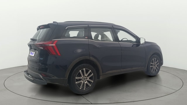 View Mahindra XUV700 Image 45 Used Mahindra XUV700 Image 45