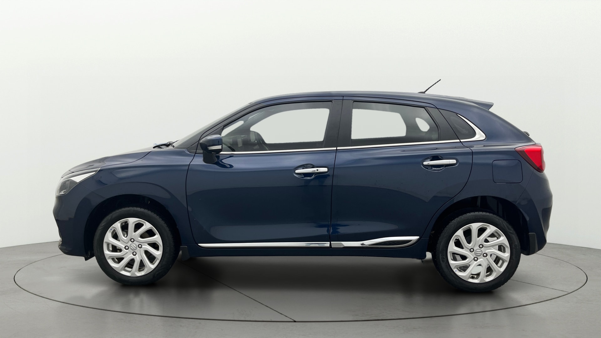 View 2024 Maruti Suzuki 1000 Base Variant Image 5 Used 2024 Maruti Suzuki 1000 Base Variant Image 5