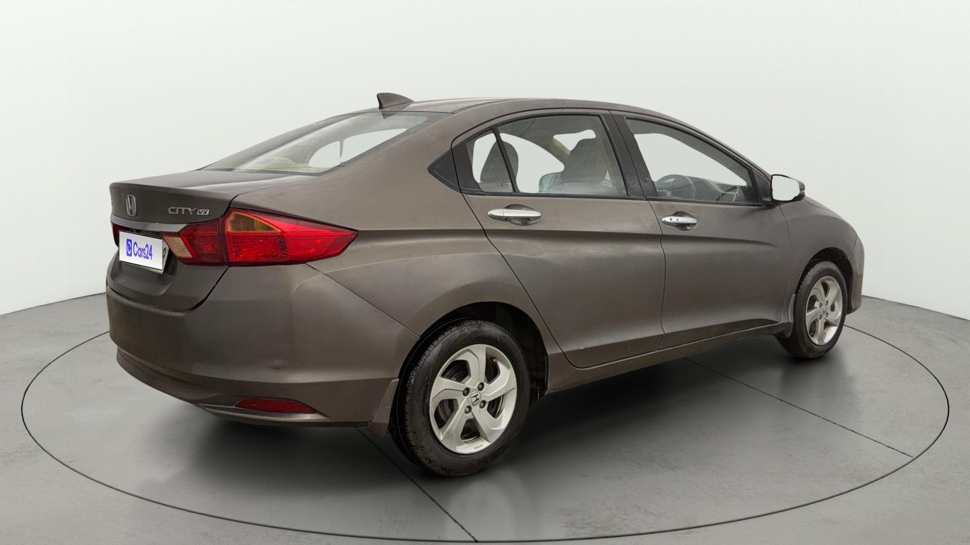 View 2015 Honda City ZX MT Diesel Anniversary Edition Image 45 Used 2015 Honda City ZX MT Diesel Anniversary Edition Image 45