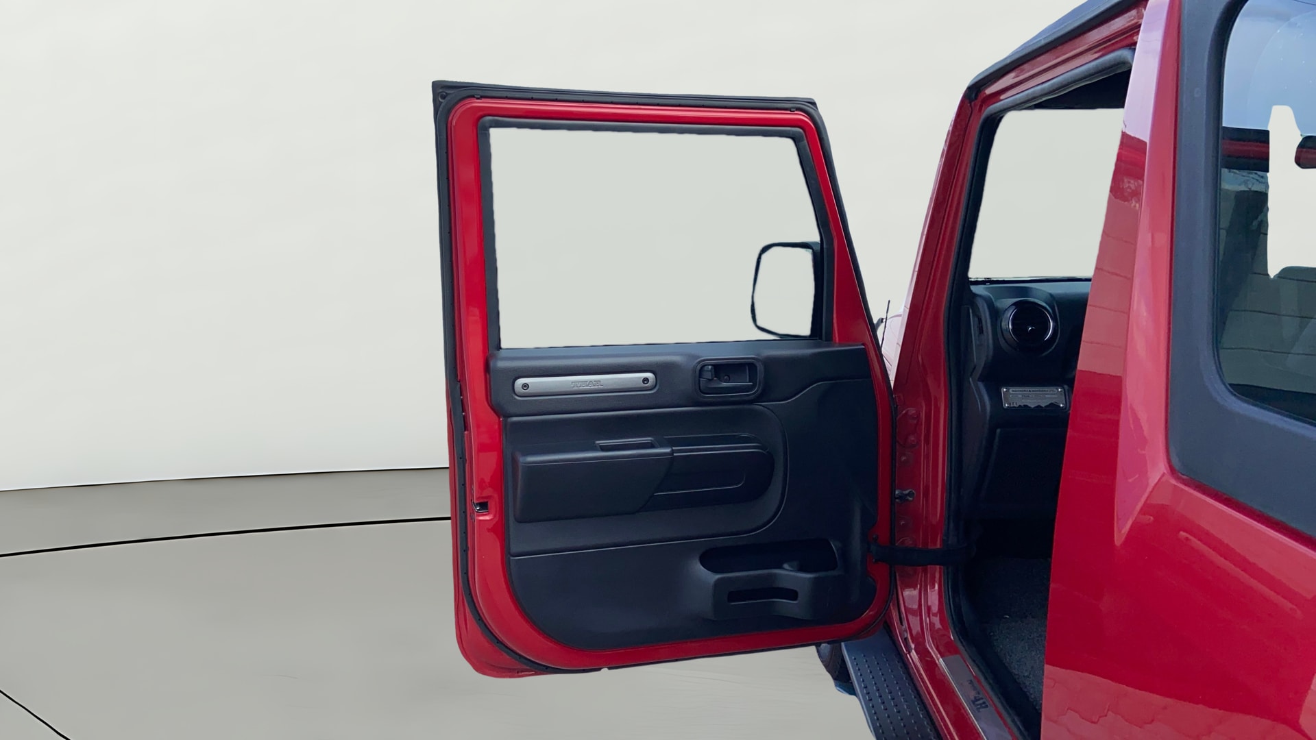View 2021 Mahindra Thar AX Standard Manual Soft Top 6 Seater Image 32 Used 2021 Mahindra Thar AX Standard Manual Soft Top 6 Seater Image 32