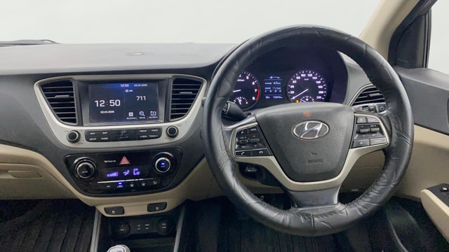View Hyundai Verna Image 13 Used Hyundai Verna Image 13
