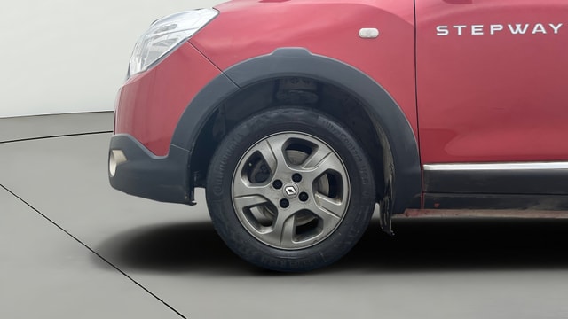 View Renault Lodgy Image 36 Used Renault Lodgy Image 36