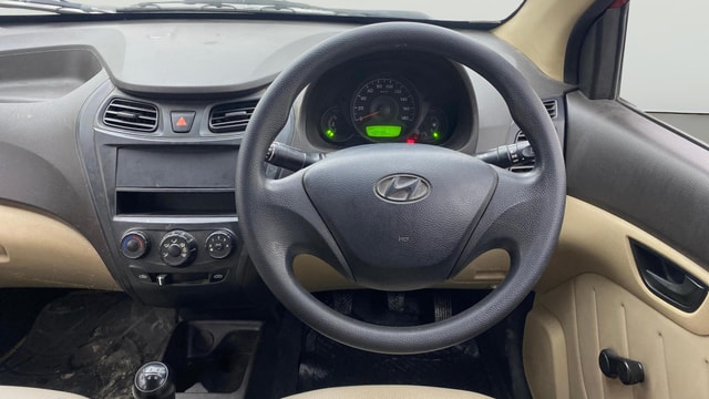 View Hyundai EON Image 20 Used Hyundai EON Image 20