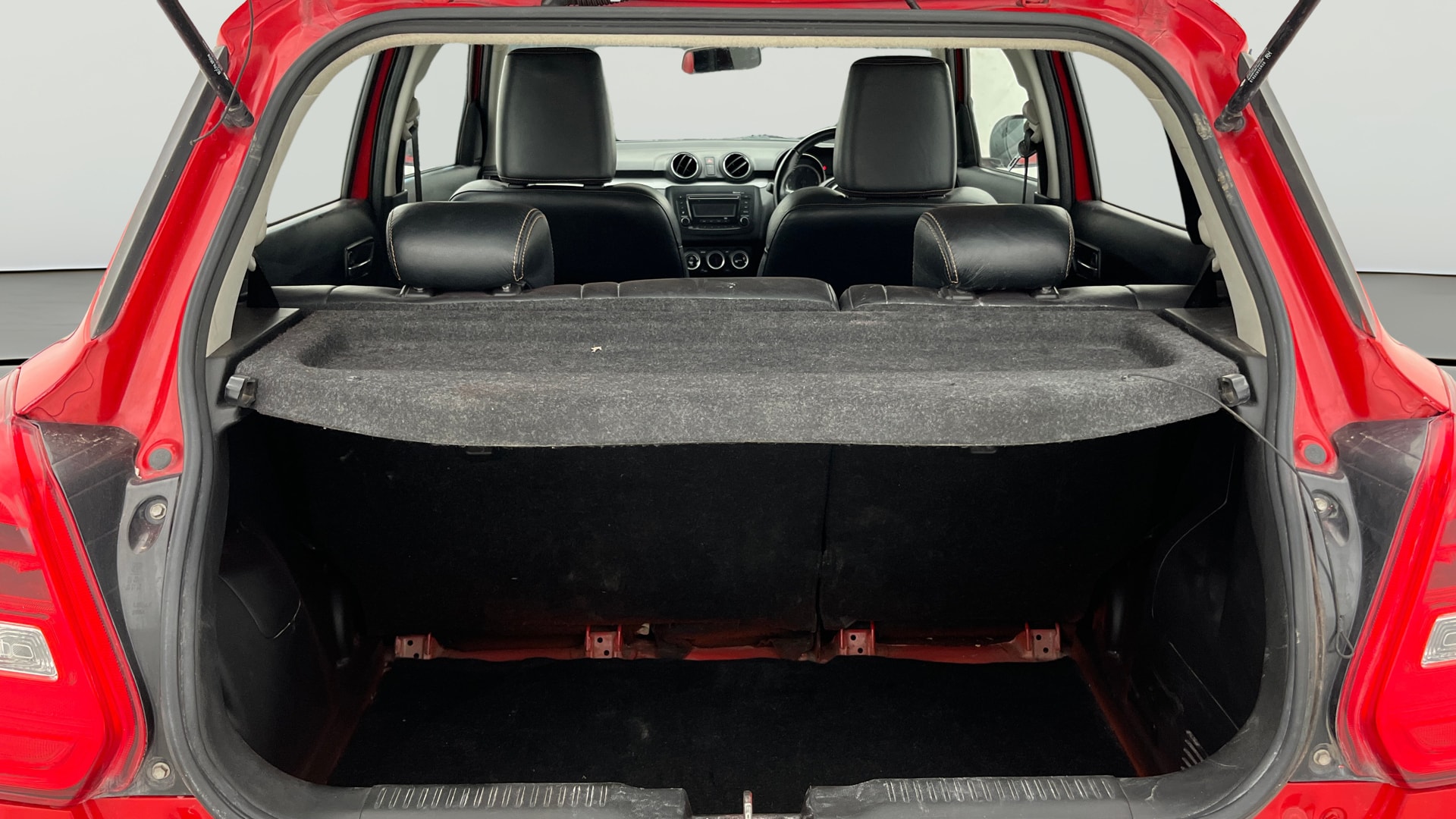 View 2018 Maruti Suzuki 1000 Base Variant Image 37 Used 2018 Maruti Suzuki 1000 Base Variant Image 37