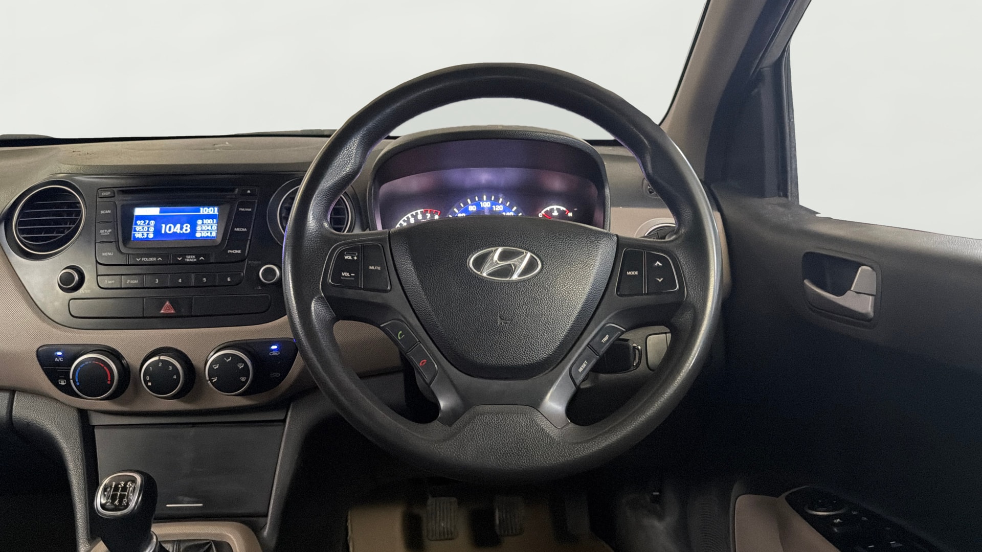 View 2014 Hyundai Xcent E Petrol Image 20 Used 2014 Hyundai Xcent E Petrol Image 20