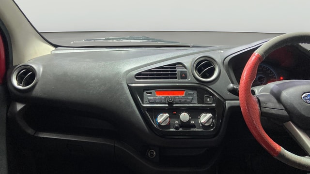 View Datsun Redi GO Image 17 Used Datsun Redi GO Image 17