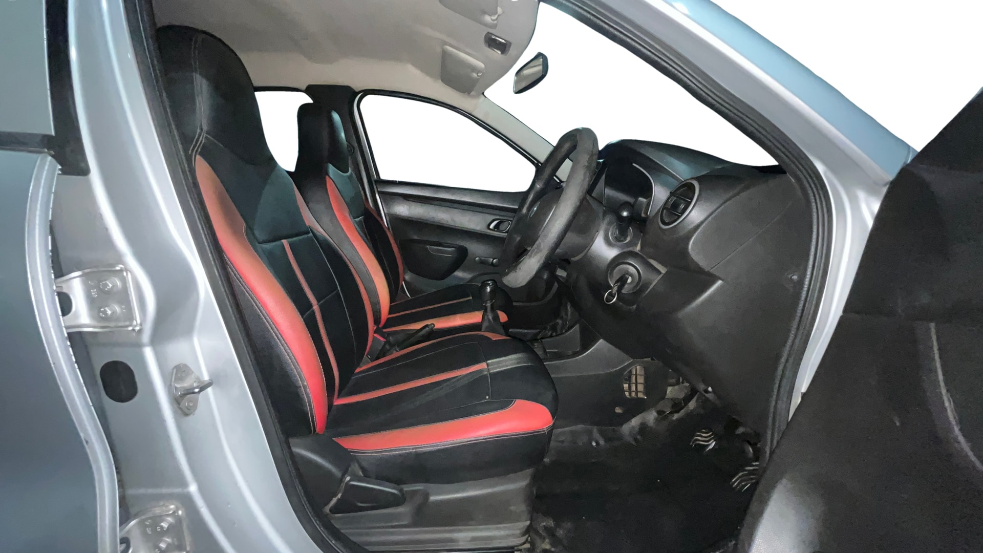 View 2018 Renault Kwid RXL Image 25 Used 2018 Renault Kwid RXL Image 25
