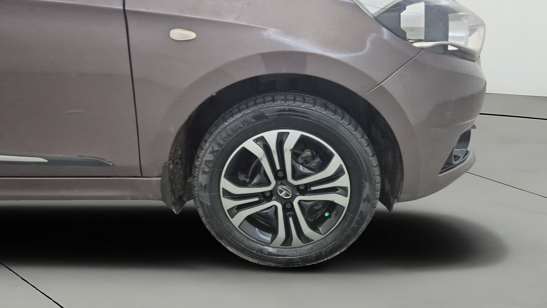 View 2019 Tata Tiago Revotorq XB Image 39 Used 2019 Tata Tiago Revotorq XB Image 39