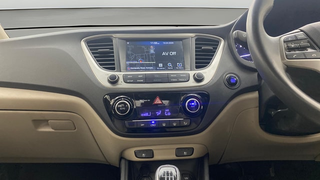 View Hyundai Verna Image 18 Used Hyundai Verna Image 18
