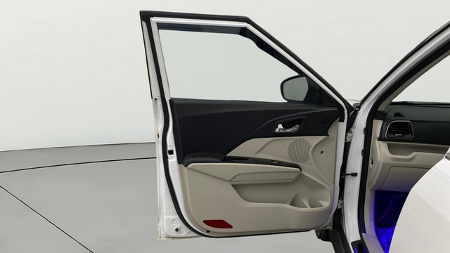 View Mahindra XUV300 Image 33 Used Mahindra XUV300 Image 33