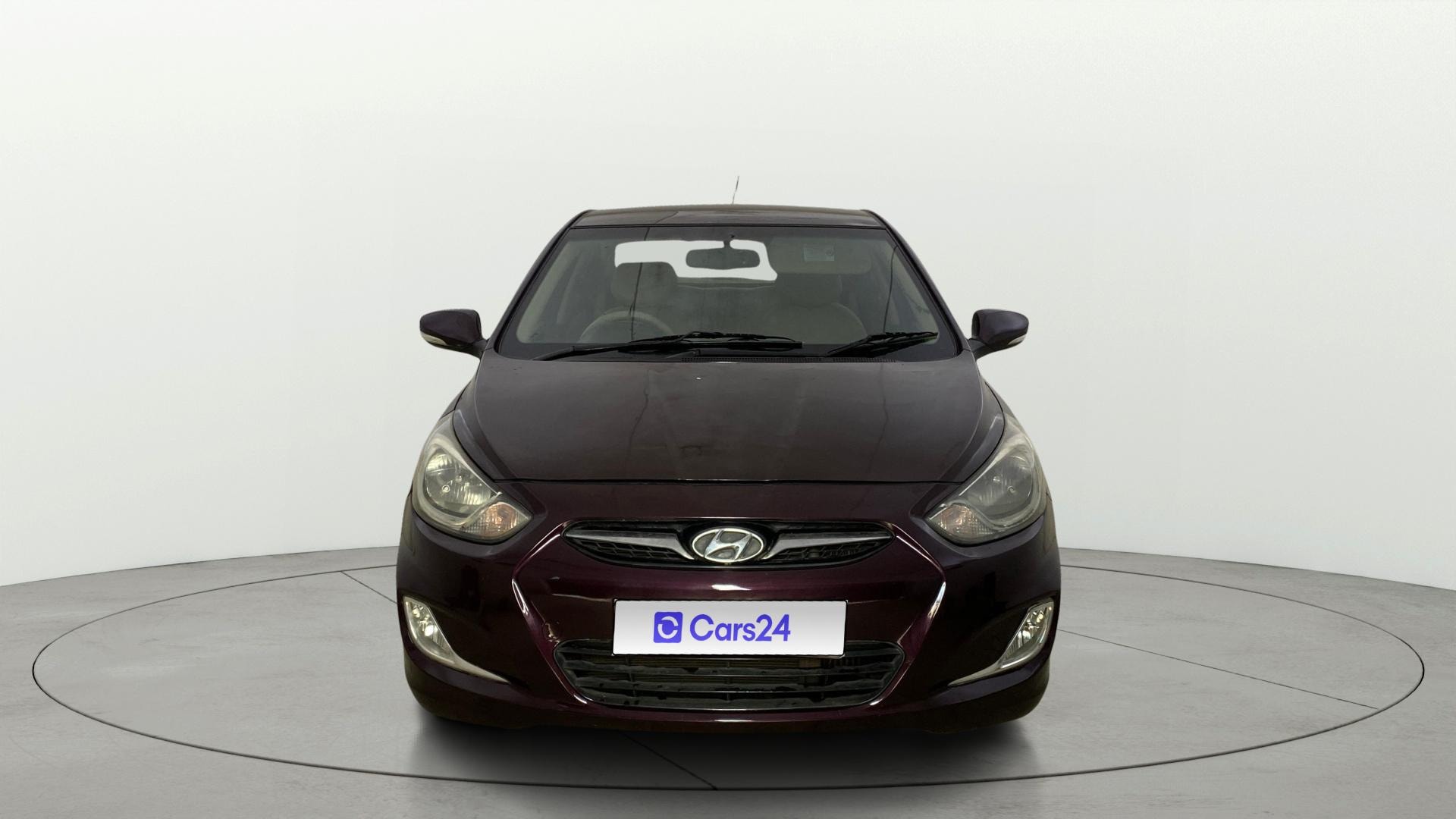 View 2013 Hyundai Fluidic Verna 1.6 CRDI SX (O) AT Image 1 Used 2013 Hyundai Fluidic Verna 1.6 CRDI SX (O) AT Image 1